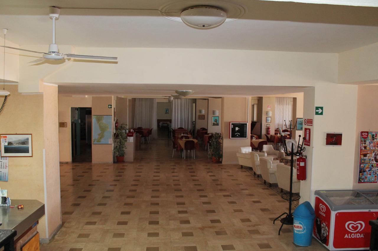 Hotel South Paradise Palmi Buitenkant foto