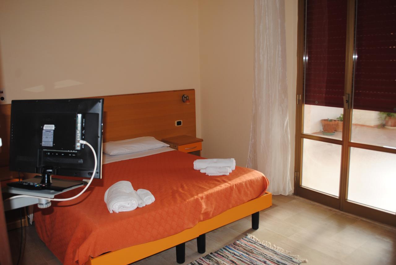 Hotel South Paradise Palmi Buitenkant foto